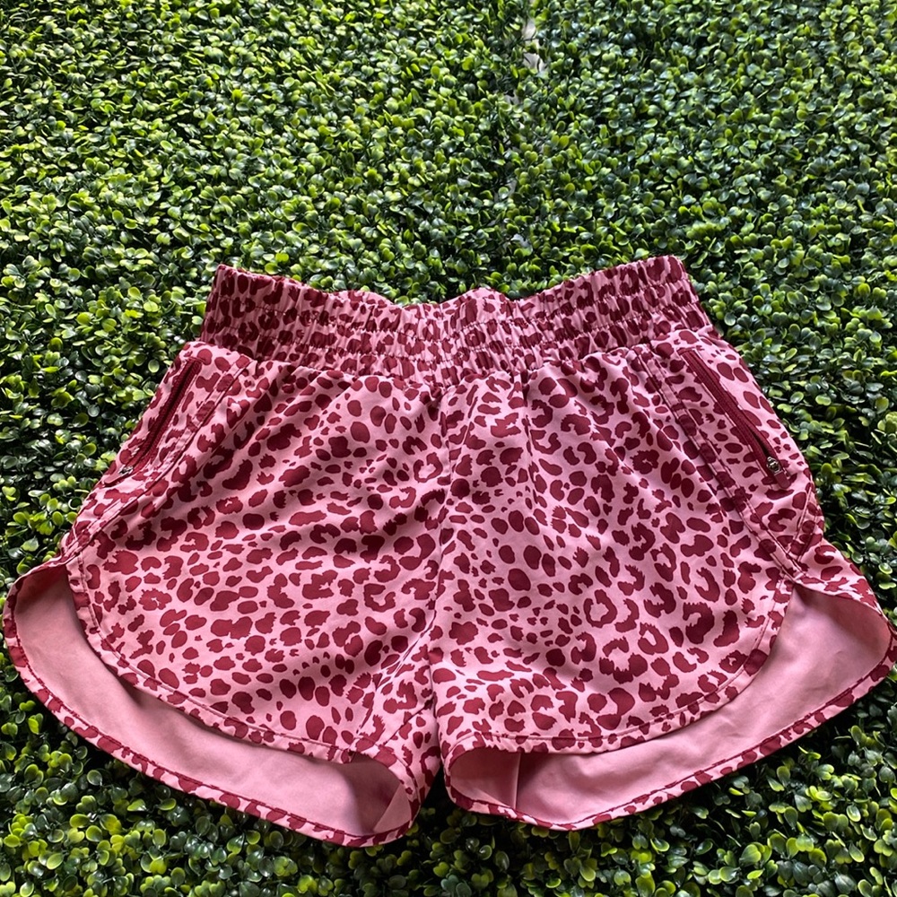 Athletic shorts